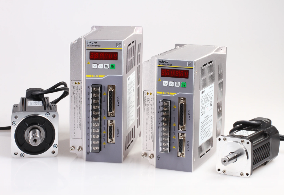 Ac drivers. AC Servo Drive sdb12nk3. AC Servo Drive Unit ge2000. AC Servo Drive SD Series 820nk3. SDP-20-E AC Servo.